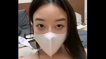 Newcomer! First-ever time leaking face! So uber-sexy ~ [Lulu] Getting off with props! More than addictive! Shoot in seconds! 23 years old, not developed a few times, very young! Domestic high-end online dates peripherals