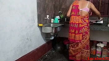 Crimson saree Kitchen Hook-up In Sonali ( Official Vid By Localsex31)